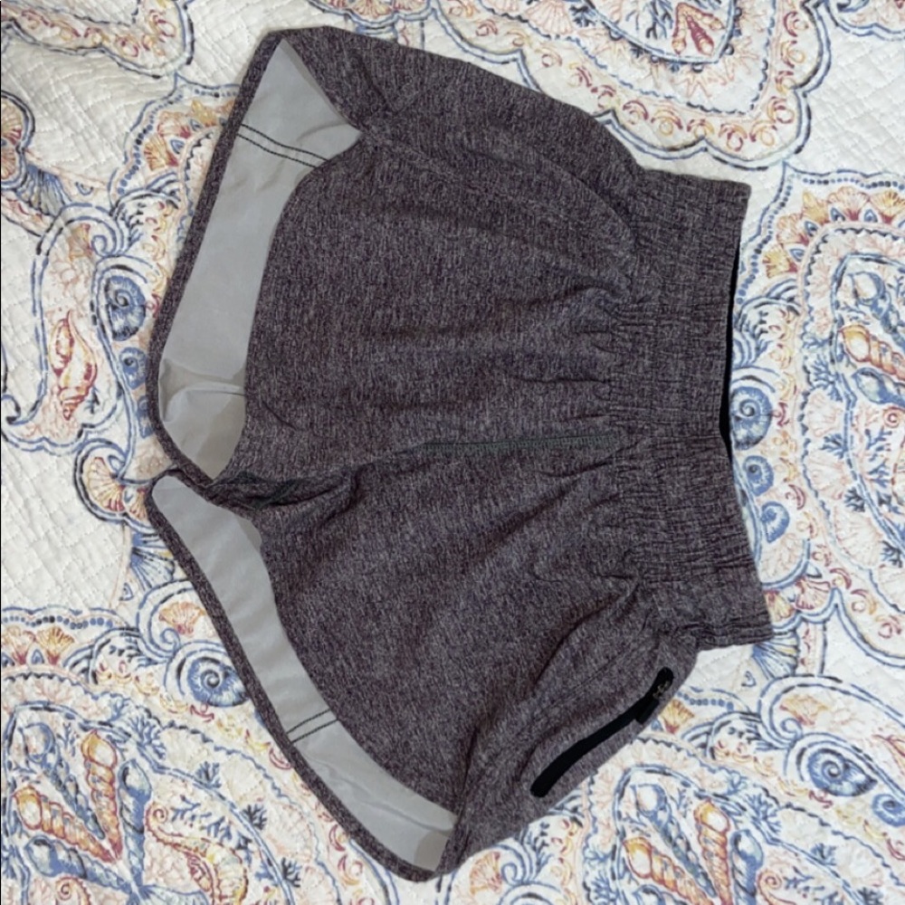 Lululemon Tracker Shorts Size 4